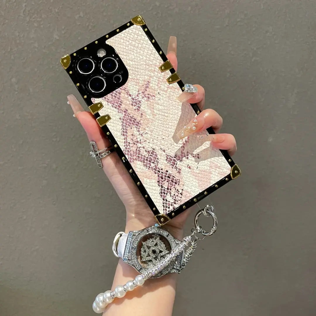 luxury snakesin phone case with charm