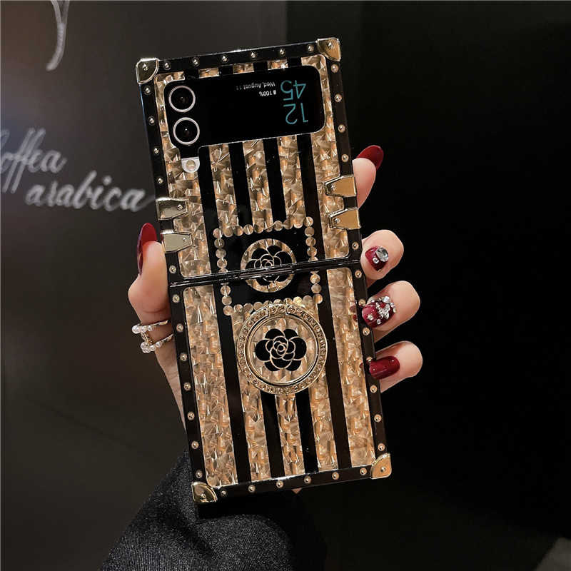 Gold Flaked Floral Samsung Phone Case with Ring